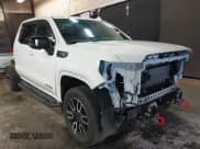 ✅ 2024 GMC Sierra 1500 AT4 • VIN: 3GTUUEEL9RG414568 • Лот: 42097802. Опубликован ранее на IAAI с пробегом 14 093 миль. Бесплатный доступ к архиву аукционных продаж из США и подробный отчёт об истории автомобиля на DreamBid. Изображение 1.