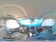 ✅ 2019 Chevrolet Suburban LT • VIN: 1GNSKHKC3KR206508 • Lot: 76148114. Wystawiony na Copart z przebiegiem 116 852 mil. Bezpłatny archiwum sprzedaży aukcyjnych z USA i szczegółowy raport historii pojazdu na DreamBid. Zdjęcie 14.