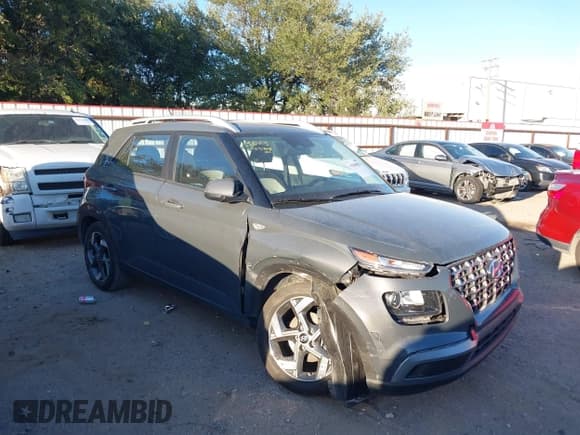 ✅ 2025 Hyundai Venue SEL • VIN: KMHRC8A34SU367299 • Lot: 43648814. Listed on IAAI with 19,689 mi. Free auction sales archive from the USA and detailed vehicle history report at DreamBid. Image 1.