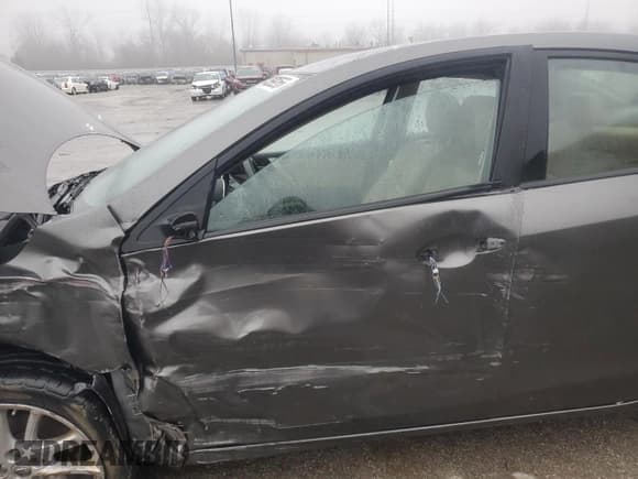 ✅ 2012 Mazda 3 S Grand Touring • VIN: JM1BL1W99C1691152 • Lot: 43390265. Listed on Copart with 95,062 mi. Free auction sales archive from the USA and detailed vehicle history report at DreamBid. Image 7.