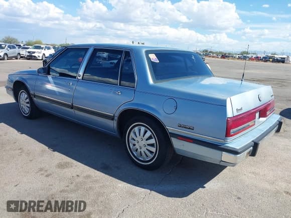 ✅ 1991 Buick LeSabre • VIN: 1G4HR54C2MH445143 • Лот: 43171191. Опубликован ранее на IAAI с пробегом 113 334 миль. Бесплатный доступ к архиву аукционных продаж из США и подробный отчёт об истории автомобиля на DreamBid. Изображение 3.