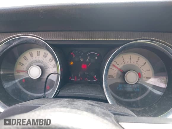 ✅ 2012 Ford Mustang GT Premium • VIN: 1ZVBP8CF0C5225865 • Lot: 42292396. Listed on IAAI with 178,699 mi. Free auction sales archive from the USA and detailed vehicle history report at DreamBid. Image 7.