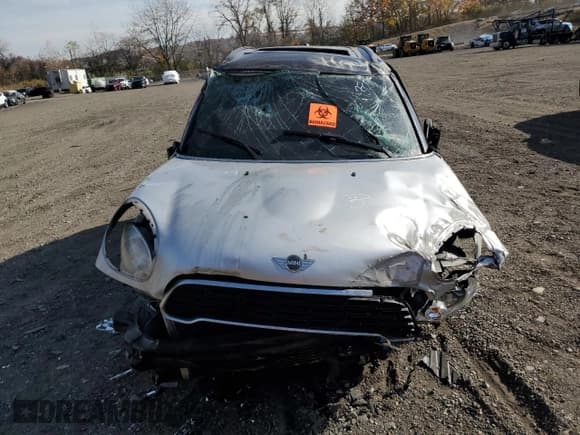 ✅ 2012 MINI Countryman S • VIN: WMWZC3C59CWL84625 • Лот: 91415955. Опубликован ранее на Copart с пробегом Не указан. Бесплатный доступ к архиву аукционных продаж из США и подробный отчёт об истории автомобиля на DreamBid. Изображение 5.