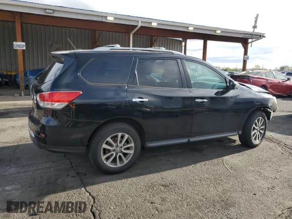 ✅ 2014 Nissan Pathfinder SV • VIN: 5N1AR2MM2EC646466 • Lot: 54701895. Listed on Copart with 136,655 mi. Free auction sales archive from the USA and detailed vehicle history report at DreamBid. Image 3.
