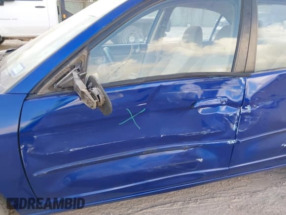 ✅ 2004 Honda Civic VP • VIN: 1HGES16334L005688 • Lot: 43530342. Listed on IAAI with 80,923 mi. Free auction sales archive from the USA and detailed vehicle history report at DreamBid. Image 6.