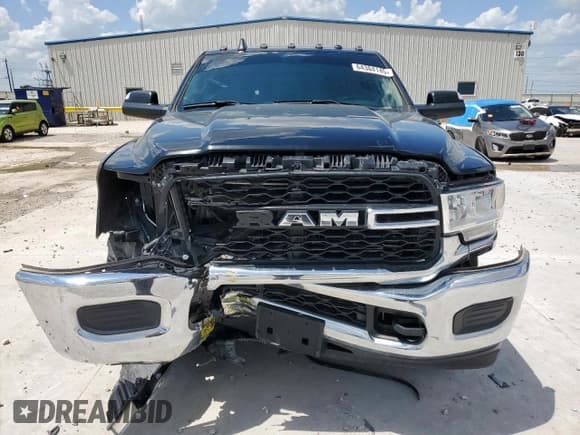 ✅ 2020 Ram 2500 Tradesman • VIN: 3C6UR5CL7LG249655 • Лот: 64384145. Опубликован ранее на Copart с пробегом 137 007 миль. Бесплатный доступ к архиву аукционных продаж из США и подробный отчёт об истории автомобиля на DreamBid. Изображение 5.