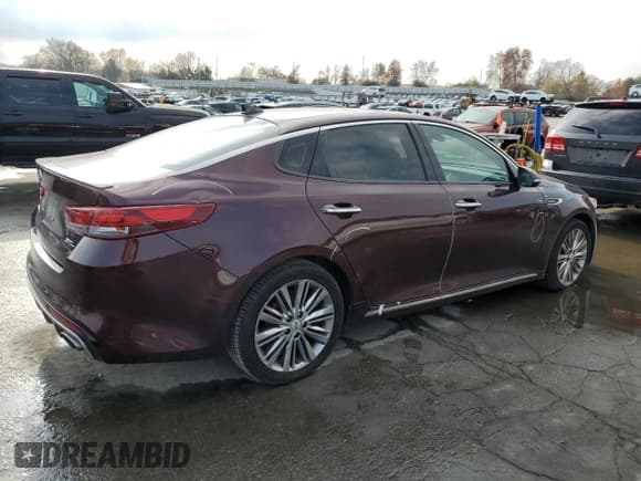✅ 2018 Kia Optima SX • VIN: 5XXGV4L25JG203082 • Лот: 92935215. Опубликован ранее на Copart с пробегом 134 930 миль. Бесплатный доступ к архиву аукционных продаж из США и подробный отчёт об истории автомобиля на DreamBid. Изображение 3.