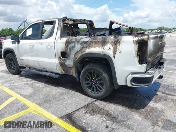 ✅ 2022 GMC Sierra 1500 Elevation • VIN: 1GTR8CEK3NZ146360 • Lot: 42725489. Listed on IAAI with Not provided. Free auction sales archive from the USA and detailed vehicle history report at DreamBid. Image 3.