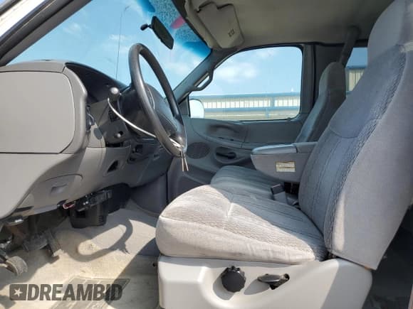 ✅ 1998 Ford F-150 XL • VIN: 1FTZX08WXWKA63762 • Lot: 80391495. Listed on Copart with 187,598 mi. Free auction sales archive from the USA and detailed vehicle history report at DreamBid. Image 7.