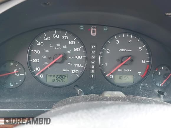 ✅ 2002 Subaru Legacy Outback Limited • VIN: 4S3BH686027633878 • Lot: 42506220. Wystawiony na IAAI z przebiegiem 127 401 mil. Bezpłatny archiwum sprzedaży aukcyjnych z USA i szczegółowy raport historii pojazdu na DreamBid. Zdjęcie 7.