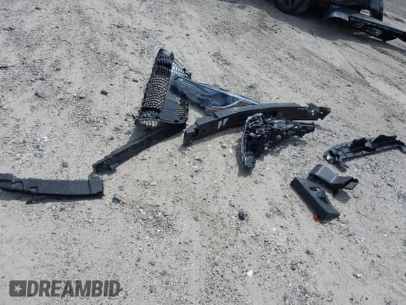 ✅ 2021 Toyota Corolla LE • VIN: JTDEPMAE7MJ144664 • Lot: 42269698. Wystawiony na IAAI z przebiegiem 23 500 mil. Bezpłatny archiwum sprzedaży aukcyjnych z USA i szczegółowy raport historii pojazdu na DreamBid. Zdjęcie 12.