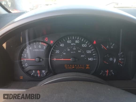 ✅ 2007 Nissan Armada LE • VIN: 5N1AA08C87N713303 • Lot: 84872275. Wystawiony na Copart z przebiegiem 123 440 mil. Bezpłatny archiwum sprzedaży aukcyjnych z USA i szczegółowy raport historii pojazdu na DreamBid. Zdjęcie 9.