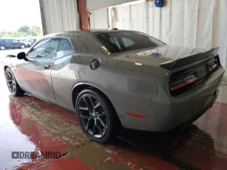 ✅ 2023 Dodge Challenger R/T • VIN: 2C3CDZBT8PH625964 • Lot: 56581764. Wystawiony na Copart z przebiegiem 4 385 mil. Bezpłatny archiwum sprzedaży aukcyjnych z USA i szczegółowy raport historii pojazdu na DreamBid. Zdjęcie 2.