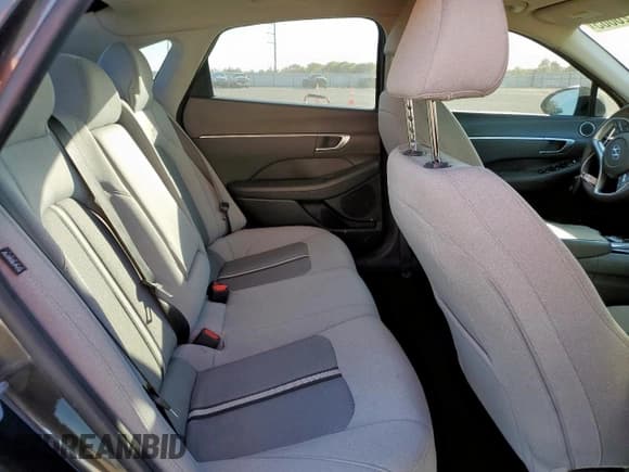 ✅ 2021 Hyundai Sonata SEL • VIN: 5NPEL4JA9MH091936 • Lot: 92226665. Wystawiony na Copart z przebiegiem 83 471 mil. Bezpłatny archiwum sprzedaży aukcyjnych z USA i szczegółowy raport historii pojazdu na DreamBid. Zdjęcie 10.