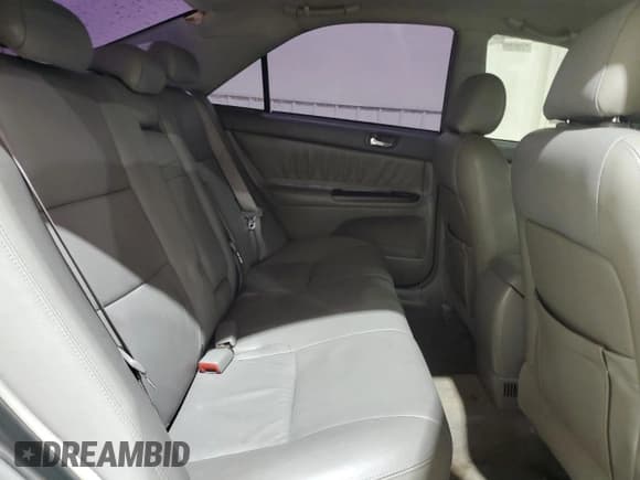 ✅ 2006 Toyota Camry XLE • VIN: 4T1BF32K96U635951 • Lot: 82740645. Wystawiony na Copart z przebiegiem 185 947 mil. Bezpłatny archiwum sprzedaży aukcyjnych z USA i szczegółowy raport historii pojazdu na DreamBid. Zdjęcie 10.