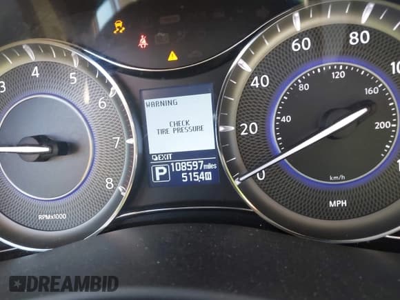 ✅ 2018 Infiniti QX80 • VIN: JN8AZ2NF4J9661177 • Lot: 42223560. Wystawiony na IAAI z przebiegiem 108 597 mil. Bezpłatny archiwum sprzedaży aukcyjnych z USA i szczegółowy raport historii pojazdu na DreamBid. Zdjęcie 7.