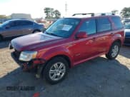 ✅ 2008 Mercury Mariner Premier • VIN: 4M2CU87158KJ37203 • Lot: 43582761. Wystawiony na IAAI z przebiegiem 128 300 mil. Bezpłatny archiwum sprzedaży aukcyjnych z USA i szczegółowy raport historii pojazdu na DreamBid. Zdjęcie 18.