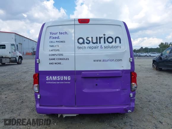 ✅ 2019 Nissan NV200 SV • VIN: 3N6CM0KN5KK708568 • Lot: 43222778. Listed on IAAI with 179,925 mi. Free auction sales archive from the USA and detailed vehicle history report at DreamBid. Image 16.