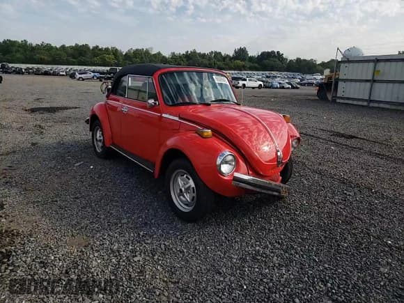 ✅ 1975 Volkswagen Beetle • VIN: 1552010976 • Lot: 66989425. Listed on Copart with 17,095 mi. Free auction sales archive from the USA and detailed vehicle history report at DreamBid. Image 13.