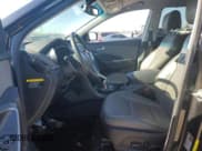 ✅ 2017 Hyundai Santa Fe 2.4L • VIN: 5NMZU3LB8HH033981 • Лот: 73414952. Опубликован ранее на Copart с пробегом 84 211 миль. Бесплатный доступ к архиву аукционных продаж из США и подробный отчёт об истории автомобиля на DreamBid. Изображение 7.