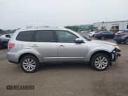 ✅ 2012 Subaru Forester X Touring • VIN: JF2SHAGC2CH420356 • Lot: 42901734. Wystawiony na IAAI z przebiegiem 136 030 mil. Bezpłatny archiwum sprzedaży aukcyjnych z USA i szczegółowy raport historii pojazdu na DreamBid. Zdjęcie 13.