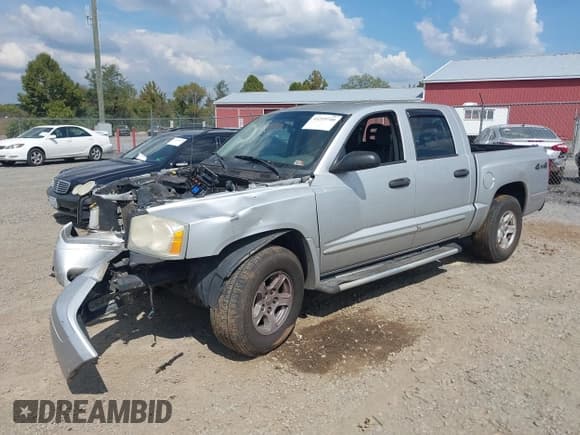 ✅ 2005 Dodge Dakota SLT • VIN: 1D7HW48N05S231376 • Lot: 43219740. Listed on IAAI with Not provided. Free auction sales archive from the USA and detailed vehicle history report at DreamBid. Image 20.