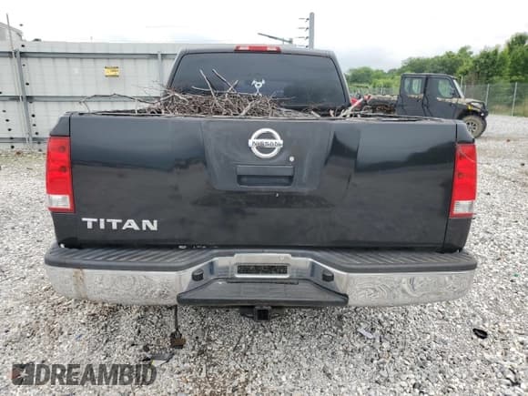 ✅ 2006 Nissan Titan SE • VIN: 1N6BA06AX6N546044 • Лот: 57662705. Опубликован ранее на Copart с пробегом 207 161 миль. Бесплатный доступ к архиву аукционных продаж из США и подробный отчёт об истории автомобиля на DreamBid. Изображение 6.