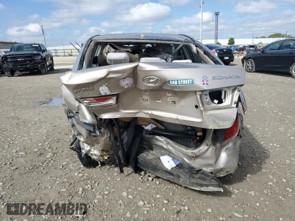 ✅ 2008 Hyundai Sonata GLS • VIN: 5NPET46C68H326535 • Лот: 73816514. Опубликован ранее на Copart с пробегом 143 736 миль. Бесплатный доступ к архиву аукционных продаж из США и подробный отчёт об истории автомобиля на DreamBid. Изображение 6.