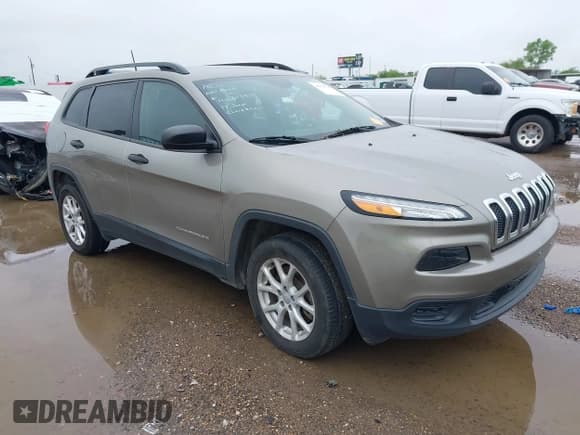 ✅ 2017 Jeep Cherokee Altitude • VIN: 1C4PJLABXHW613975 • Lot: 42122784. Listed on IAAI with 101,626 mi. Free auction sales archive from the USA and detailed vehicle history report at DreamBid. Image 1.