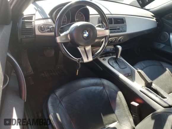 ✅ 2003 BMW Z4 3.0i • VIN: 4USBT53403LU00679 • Lot: 70594774. Listed on Copart with 97,784 mi. Free auction sales archive from the USA and detailed vehicle history report at DreamBid. Image 8.
