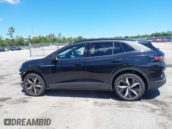 ✅ 2023 Volkswagen ID.4 Pro S • VIN: 1V2WNPE83PC025727 • Lot: 43012133. Wystawiony na IAAI z przebiegiem 28 057 mil. Bezpłatny archiwum sprzedaży aukcyjnych z USA i szczegółowy raport historii pojazdu na DreamBid. Zdjęcie 15.