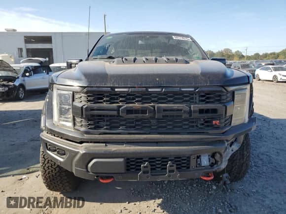 ✅ 2023 Ford F-150 Raptor • VIN: 1FTFW1RJ0PFC80164 • Lot: 69174675. Wystawiony na Copart z przebiegiem 9 635 mil. Bezpłatny archiwum sprzedaży aukcyjnych z USA i szczegółowy raport historii pojazdu na DreamBid. Zdjęcie 5.