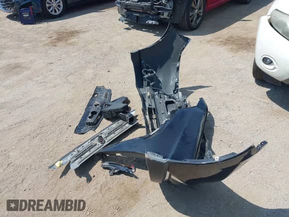 2018 Mitsubishi Outlander SE with VIN JA4AD3A36JZ031408, listed as a IAAI auction lot 42970834 with 106,485 mi miles and . Bid and sale history available at DreamBid. Image 12.