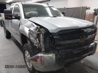 ✅ 2015 Chevrolet Silverado 2500HD Work Truck • VIN: 1GC2KUEGXFZ542615 • Lot: 42372675. Wystawiony na IAAI z przebiegiem 154 300 mil. Bezpłatny archiwum sprzedaży aukcyjnych z USA i szczegółowy raport historii pojazdu na DreamBid. Zdjęcie 1.