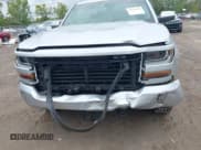 ✅ 2019 Chevrolet Silverado 1500 LT • VIN: 2GCVKPEC9K1101198 • Lot: 43149315. Wystawiony na IAAI z przebiegiem 106 346 mil. Bezpłatny archiwum sprzedaży aukcyjnych z USA i szczegółowy raport historii pojazdu na DreamBid. Zdjęcie 6.
