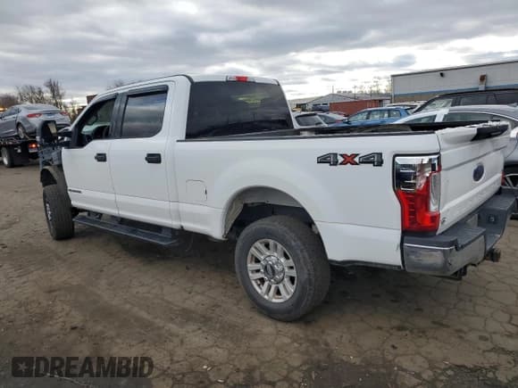 ✅ 2019 Ford F-250 XL • VIN: 1FT7W2BT1KEE35230 • Lot: 91737935. Listed on Copart with 226,524 mi. Free auction sales archive from the USA and detailed vehicle history report at DreamBid. Image 2.