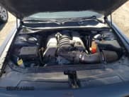 ✅ 2017 Dodge Challenger T/A 392 • VIN: 2C3CDZFJ4HH554630 • Lot: 64215434. Wystawiony na Copart z przebiegiem Nie podano. Bezpłatny archiwum sprzedaży aukcyjnych z USA i szczegółowy raport historii pojazdu na DreamBid. Zdjęcie 11.