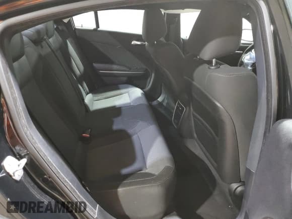 ✅ 2017 Dodge Charger R/T • VIN: 2C3CDXCTXHH523795 • Lot: 68663505. Wystawiony na Copart z przebiegiem 122 609 mil. Bezpłatny archiwum sprzedaży aukcyjnych z USA i szczegółowy raport historii pojazdu na DreamBid. Zdjęcie 10.