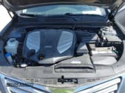 ✅ 2013 Hyundai Azera • VIN: KMHFG4JG2DA214332 • Lot: 43085492. Wystawiony na IAAI z przebiegiem 97 689 mil. Bezpłatny archiwum sprzedaży aukcyjnych z USA i szczegółowy raport historii pojazdu na DreamBid. Zdjęcie 10.