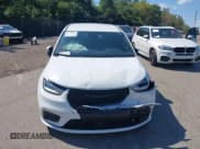 ✅ 2023 Chrysler Pacifica Hybrid Touring L • VIN: 2C4RC1L74PR611999 • Лот: 43138521. Опубликован ранее на IAAI с пробегом 15 563 миль. Бесплатный доступ к архиву аукционных продаж из США и подробный отчёт об истории автомобиля на DreamBid. Изображение 12.