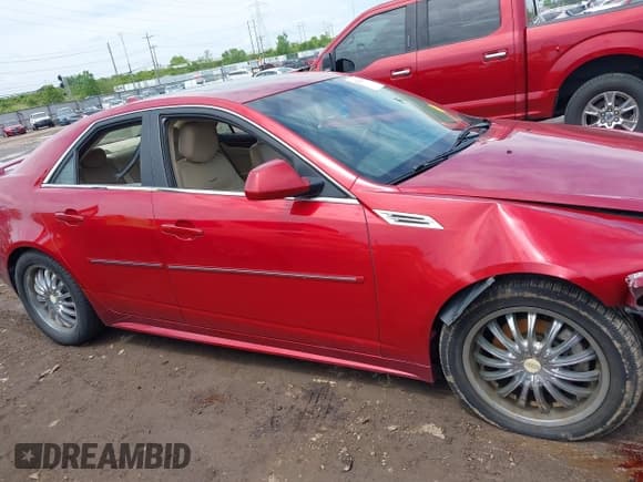 ✅ 2010 Cadillac CTS Premium • VIN: 1G6DS5EV8A0121389 • Lot: 42162989. Listed on IAAI with 94,631 mi. Free auction sales archive from the USA and detailed vehicle history report at DreamBid. Image 13.