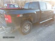✅ 2009 Chevrolet Silverado 2500HD LTZ • VIN: 1GCHK63K79F189916 • Лот: 43806161. Опубликован ранее на IAAI с пробегом 220 990 миль. Бесплатный доступ к архиву аукционных продаж из США и подробный отчёт об истории автомобиля на DreamBid. Изображение 4.
