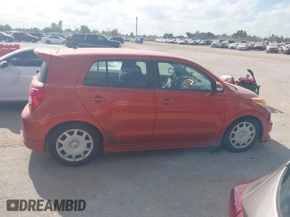 ✅ 2008 Scion xD • VIN: JTKKU10478J030794 • Lot: 43630034. Wystawiony na IAAI z przebiegiem 205 914 mil. Bezpłatny archiwum sprzedaży aukcyjnych z USA i szczegółowy raport historii pojazdu na DreamBid. Zdjęcie 13.