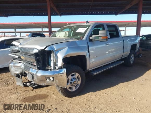 ✅ 2016 Chevrolet Silverado 2500HD LT • VIN: 1GC1KVE87GF305772 • Lot: 43575441. Listed on IAAI with 85,840 mi. Free auction sales archive from the USA and detailed vehicle history report at DreamBid. Image 18.