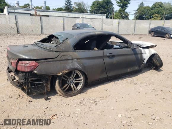 ✅ 2017 BMW 4 Series 430i xDrive • VIN: WBA4U9C51H5D44033 • Lot: 70213924. Wystawiony na Copart z przebiegiem Nie podano. Bezpłatny archiwum sprzedaży aukcyjnych z USA i szczegółowy raport historii pojazdu na DreamBid. Zdjęcie 3.