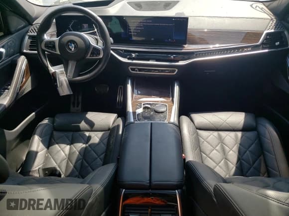 ✅ 2024 BMW X6 xDrive40i • VIN: 5UX33EX01R9S30113 • Лот: 62905085. Опубликован ранее на Copart с пробегом 10 076 миль. Бесплатный доступ к архиву аукционных продаж из США и подробный отчёт об истории автомобиля на DreamBid. Изображение 8.