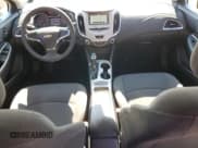 ✅ 2017 Chevrolet Cruze LS • VIN: 1G1BC5SM2H7262854 • Lot: 91597775. Wystawiony na Copart z przebiegiem 265 659 mil. Bezpłatny archiwum sprzedaży aukcyjnych z USA i szczegółowy raport historii pojazdu na DreamBid. Zdjęcie 8.