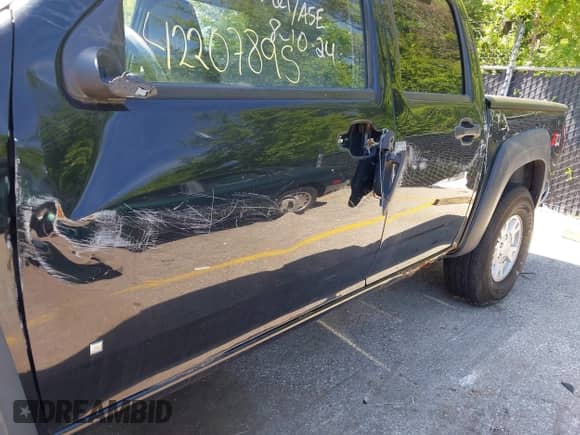 2006 Chevrolet Colorado 2LT with VIN 1GCDT136968257795, listed as a IAAI auction lot 42207895 with 316,268 mi miles and . Bid and sale history available at DreamBid. Image 12.