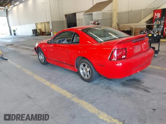 ✅ 2000 Ford Mustang • VIN: 1FAFP404XYF108270 • Лот: 42686976. Опубликован ранее на IAAI с пробегом 143 155 миль. Бесплатный доступ к архиву аукционных продаж из США и подробный отчёт об истории автомобиля на DreamBid. Изображение 3.