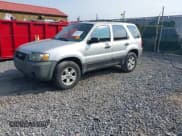 ✅ 2005 Ford Escape XLT • VIN: 1FMCU93125KA25998 • Lot: 42413196. Listed on IAAI with 192,490 mi. Free auction sales archive from the USA and detailed vehicle history report at DreamBid. Image 2.